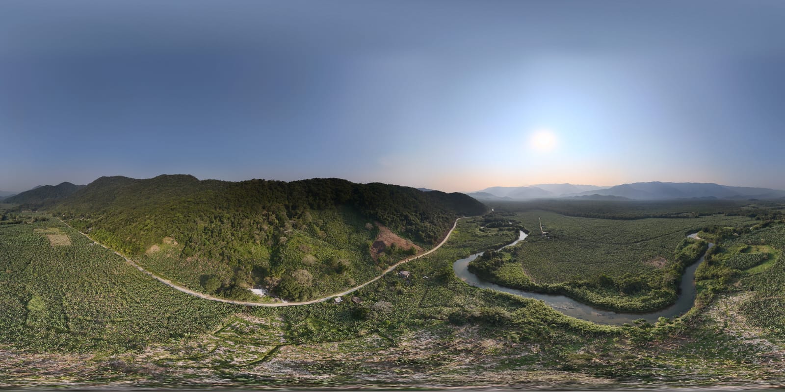FAZENDA NO BAIRRO MAMBU - LADO MORRO À 4 KM DA RODOVIA - ITANHAÉM/SP - foto 8