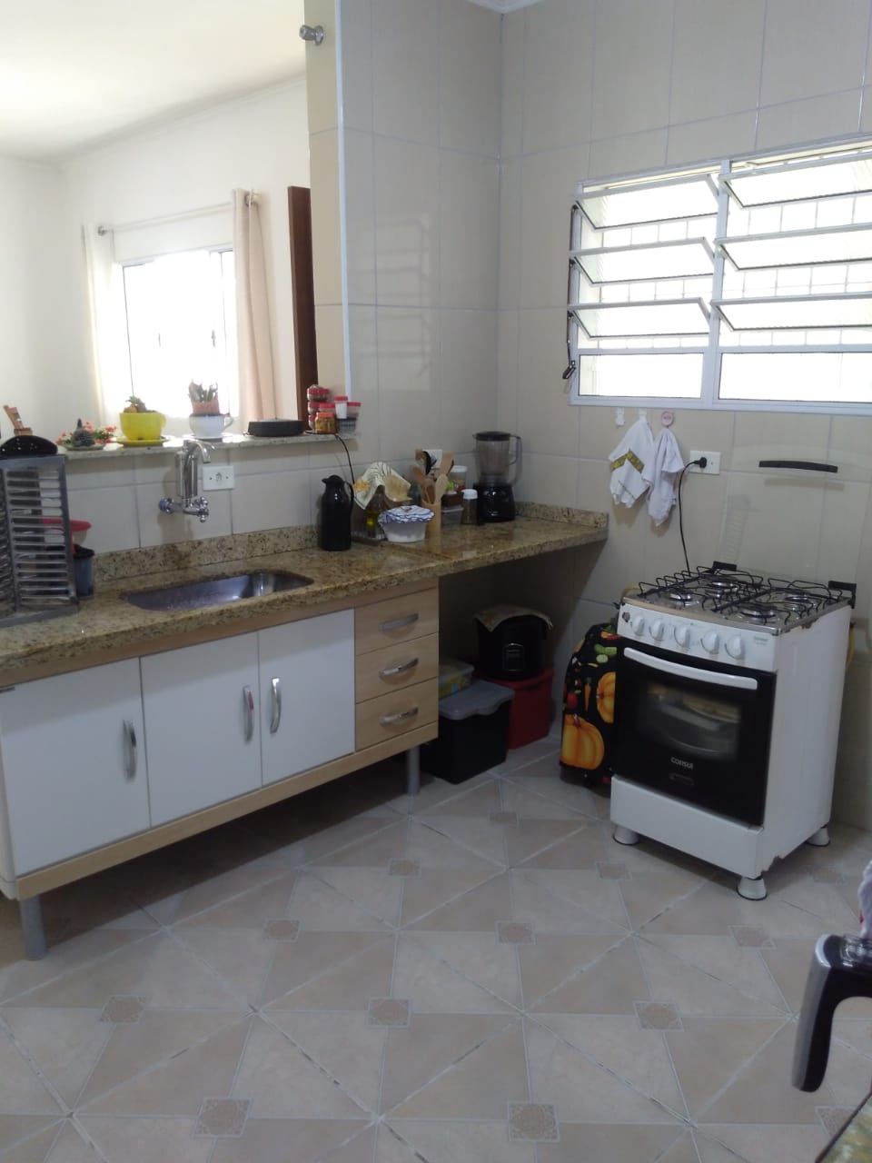 CASA GEMINADA LADO PRAIA - ITANHAÉM/SP - SANTA TEREZINHA ( 900 M DO MAR )  - foto 4