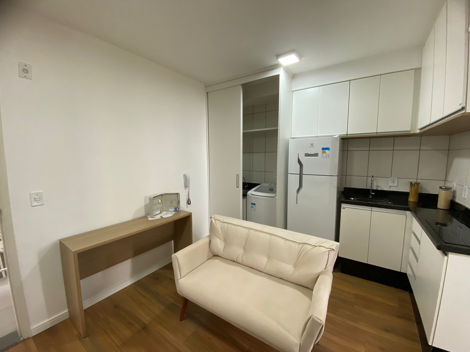 APARTAMENTO NO SAVOY -  LADO MORRO À 1200 DA RODOVIA - ITANHAÉM/SP  - foto 6