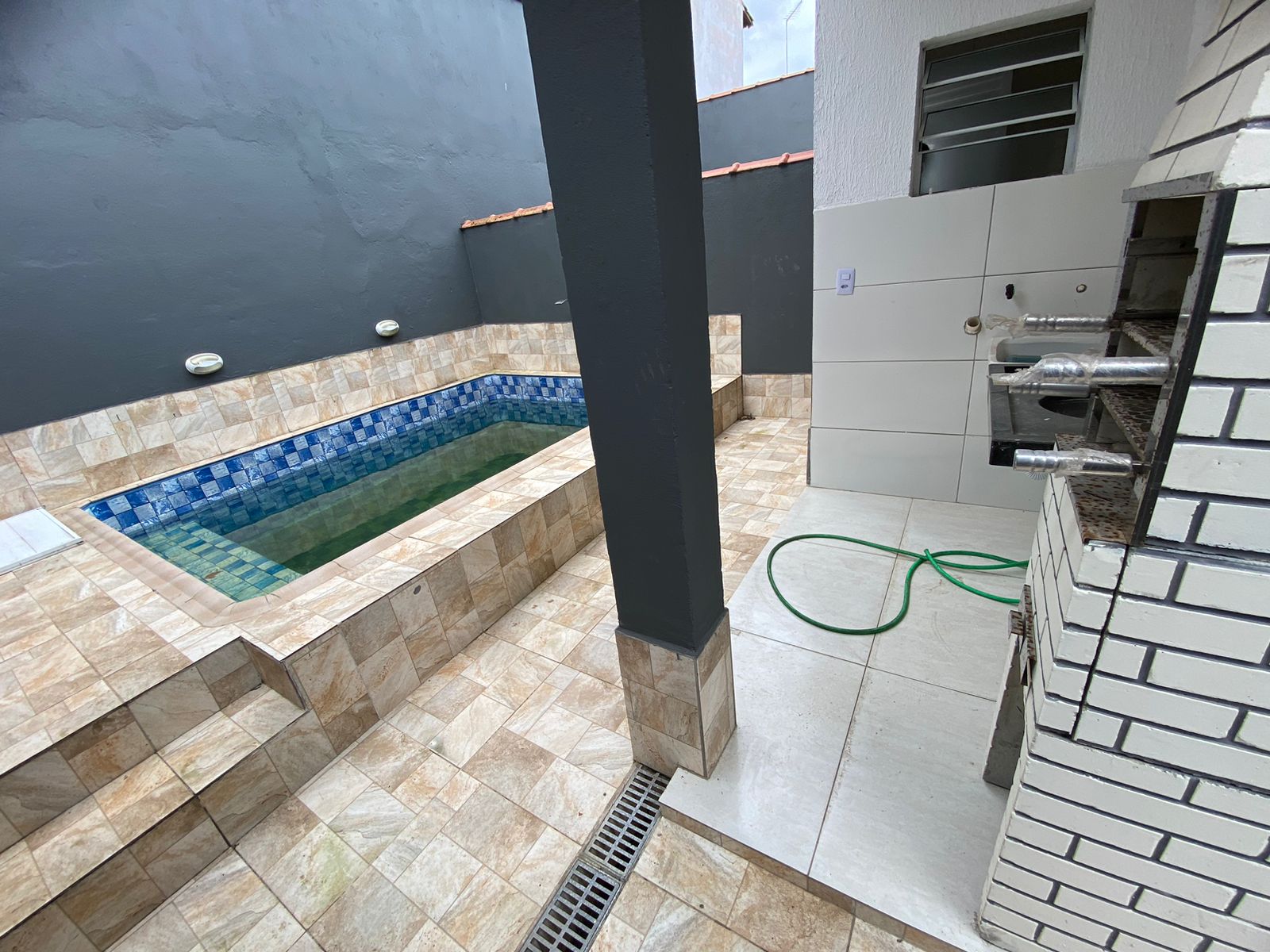 CASA NO JARDIM SUARÃO - LADO MORRO À 900 METROS DA PRAIA - ITANHAÉM/SP - foto 15