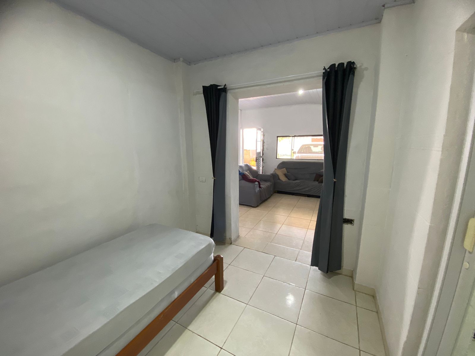 CASA NO BALNEÁRIO SÃO JORGE - LADO PRAIA À 800 METROS DO MAR - ITANHAÉM/SP - foto 4