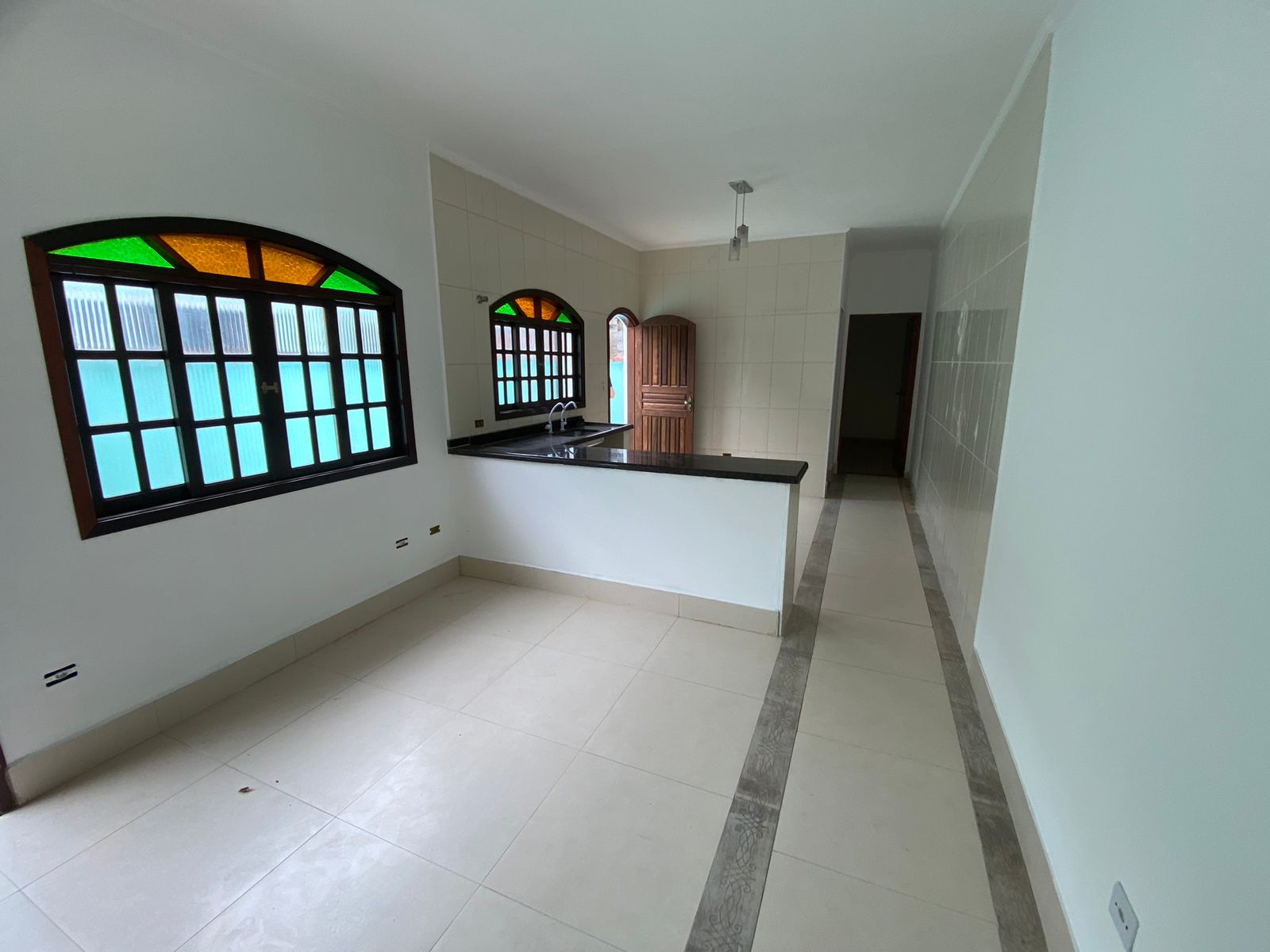 CASA NO JARDIM MAGALHÃES - LADO MORRO À 800 METROS DA RODOVIA - ITANHAÉM/SP - foto 2