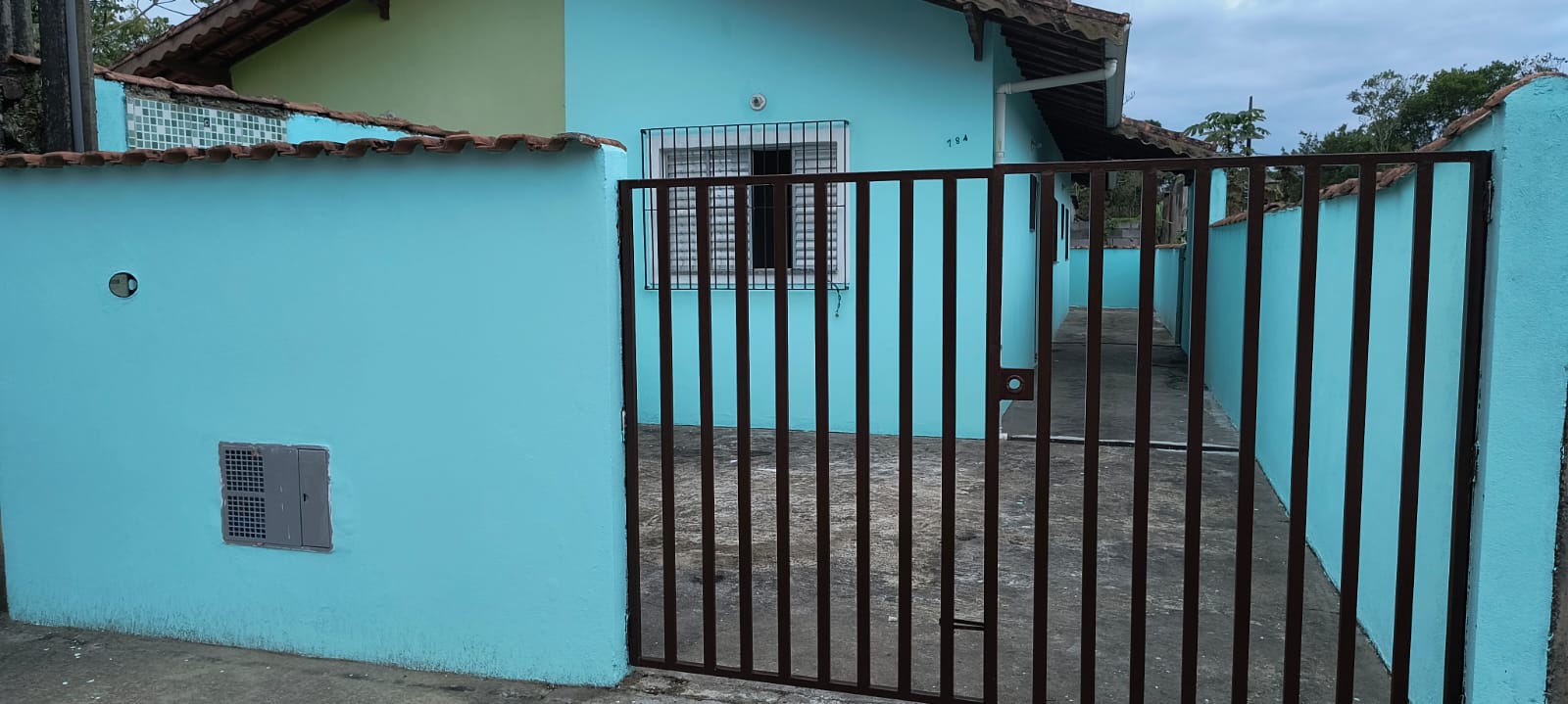 CASA NO CAMPOS ELÍSEOS  - LADO MORRO À 700 METROS DA RODOVIA - ITANHAÉM/SP  - foto 9