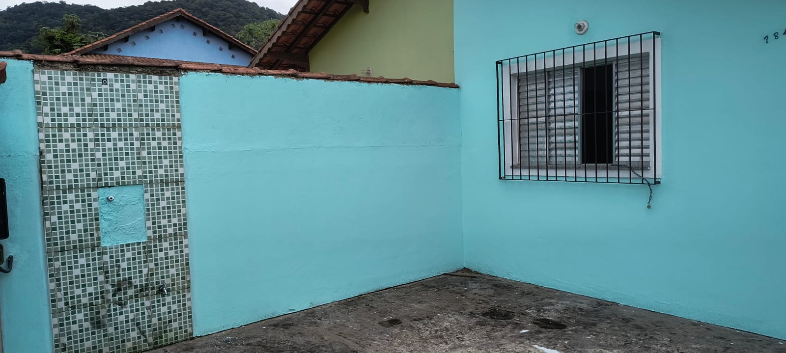 CASA NO CAMPOS ELÍSEOS  - LADO MORRO À 700 METROS DA RODOVIA - ITANHAÉM/SP  - foto 12