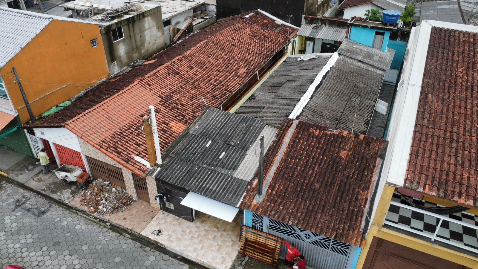 CASA NO BAIRRO CABUÇU - LADO MORRO À 400 METROS DA RODOVIA - ITANHAÉM-SP - foto 9