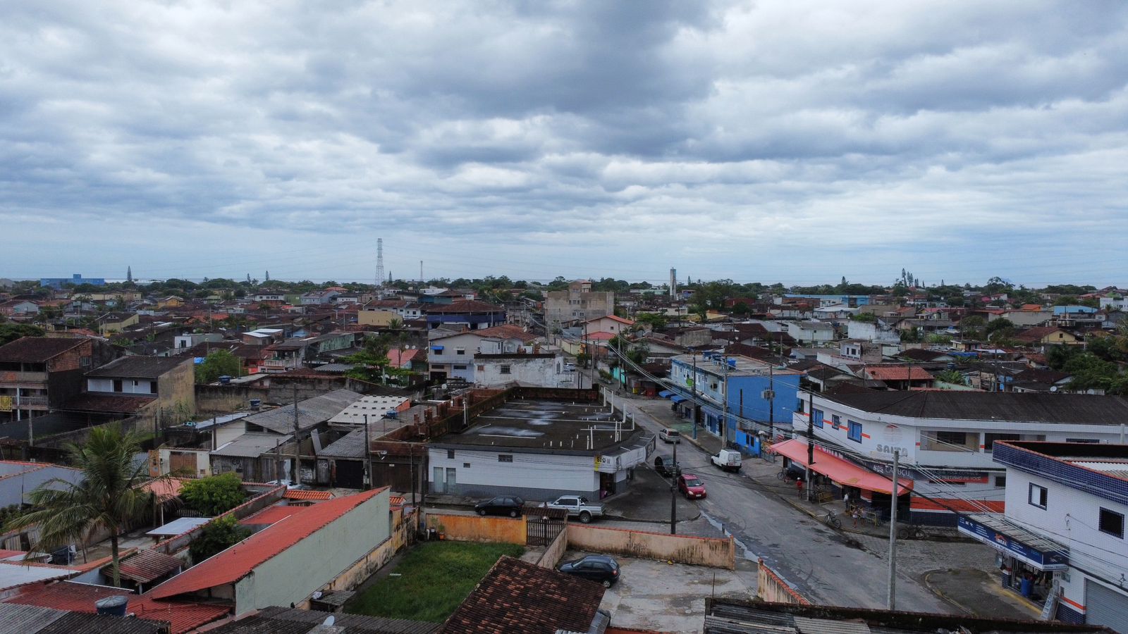 CASA NO BAIRRO CABUÇU - LADO MORRO À 400 METROS DA RODOVIA - ITANHAÉM-SP - foto 14