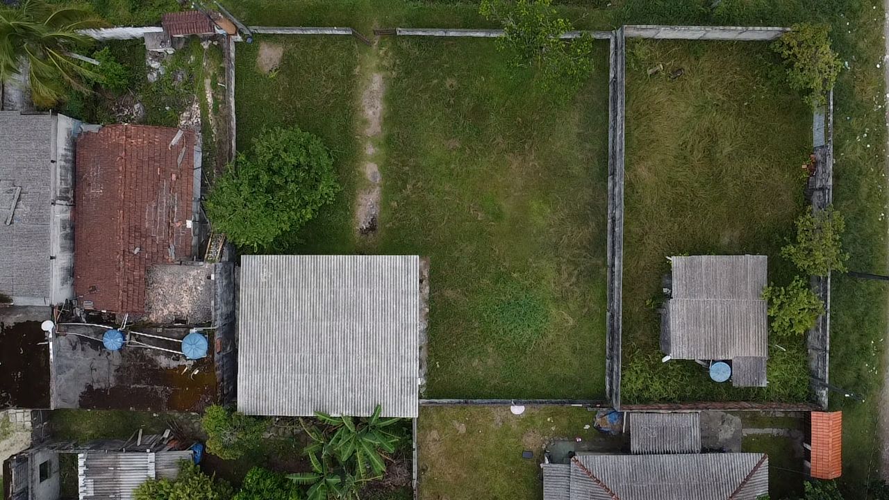 CASA NO BAIRRO LUIZAMAR MIRIM - ITANHAÉM / SP - LADO MORRO - 500 METROS DA PISTA - foto 3