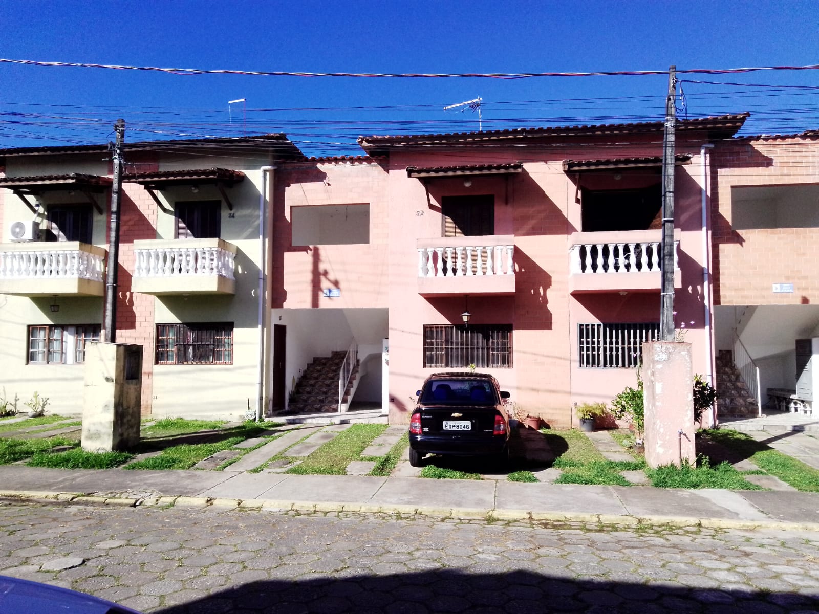CASA NO BAIRRO BELAS ARTES - ITANHAÉM / SP - LADO PRAIA - 2.000 METROS DA PRAIA