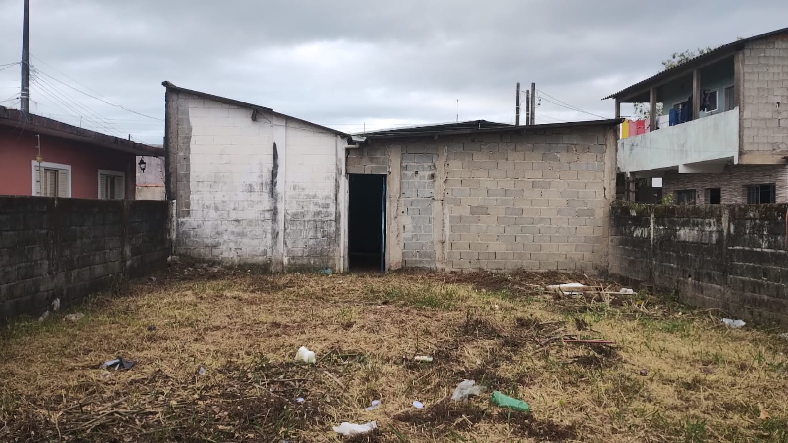 TERRENO COMERCIAL NO JARDIM OÁSIS - ITANHAÉM/SP - LADO MORRO. - foto 2