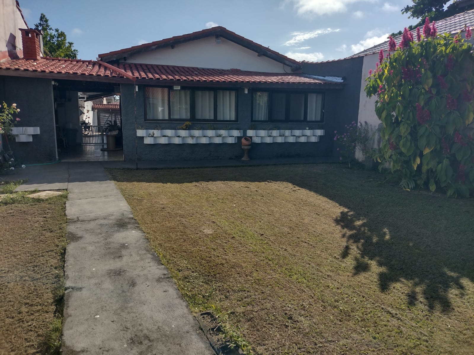 CASA COM EDÍCULA NO JARDIM SUARÃO - ITANHAÉM / SP - LADO PRAIA - foto 9
