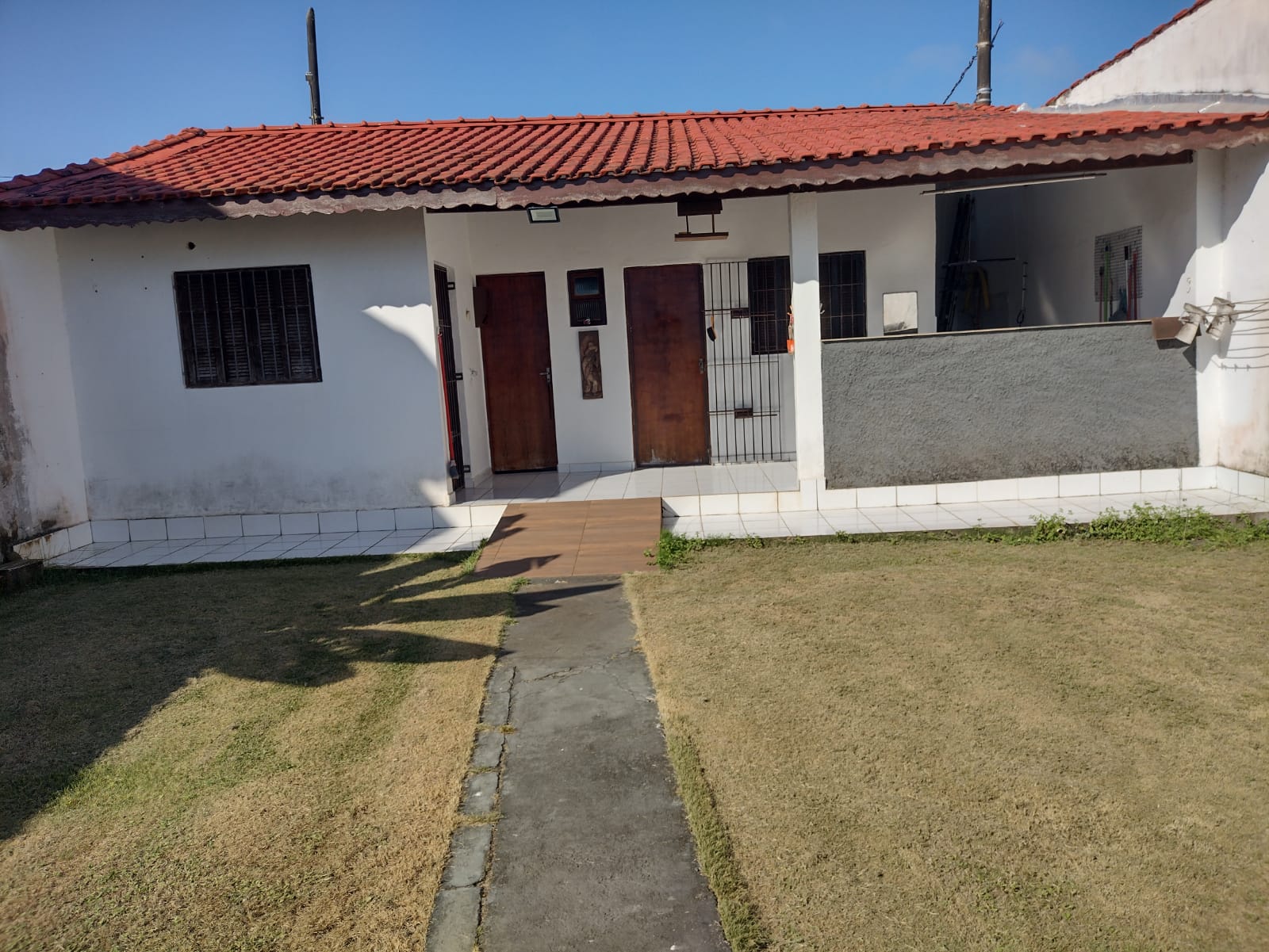 CASA COM EDÍCULA NO JARDIM SUARÃO - ITANHAÉM / SP - LADO PRAIA - foto 14