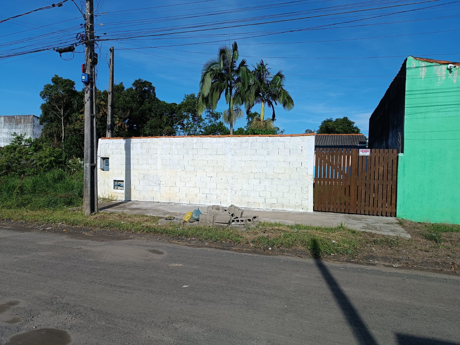 EDÍCULA NO BALNEÁRIO GAIVOTA LADO MORRO - 800 METROS DA PISTA - ITANHAÉM/SP - foto 3