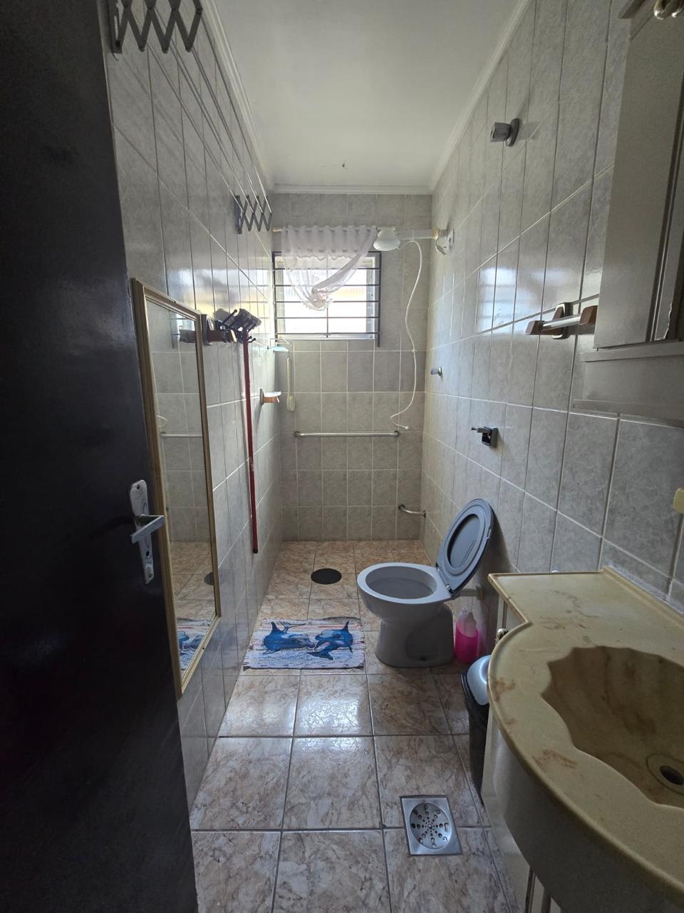 CASA NO BAIRRO FLÓRIDA MIRIM - PRAIA GRANDE/SP - LADO MORRO A 500 METROS DA PISTA. - foto 7