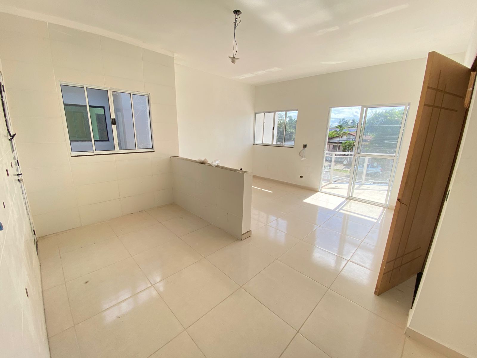 CASAS SOBREPOSTAS NO BAIRRO JARDIM BRASIL- PERUÍBE/SP - LADO PRAIA - 2KM DA PRAIA - foto 4