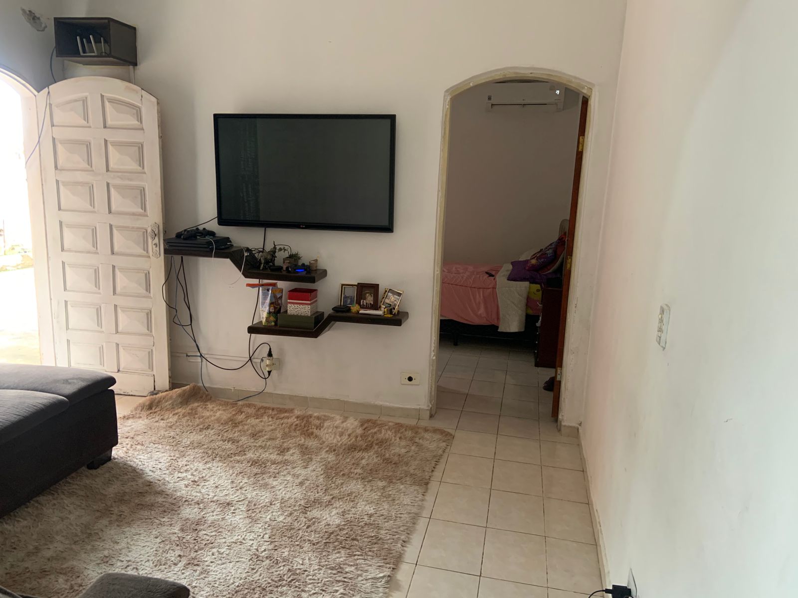 CASA NO BAIRRO SÃO PEDRO - ITANHAÉM / SP - LADO MORRO À 150 METROS DA PISTA - foto 7