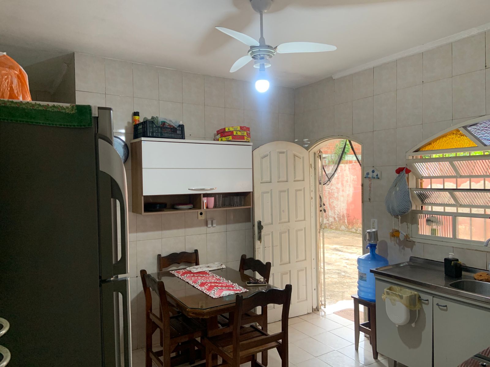 CASA NO BAIRRO SÃO PEDRO - ITANHAÉM / SP - LADO MORRO À 150 METROS DA PISTA - foto 9