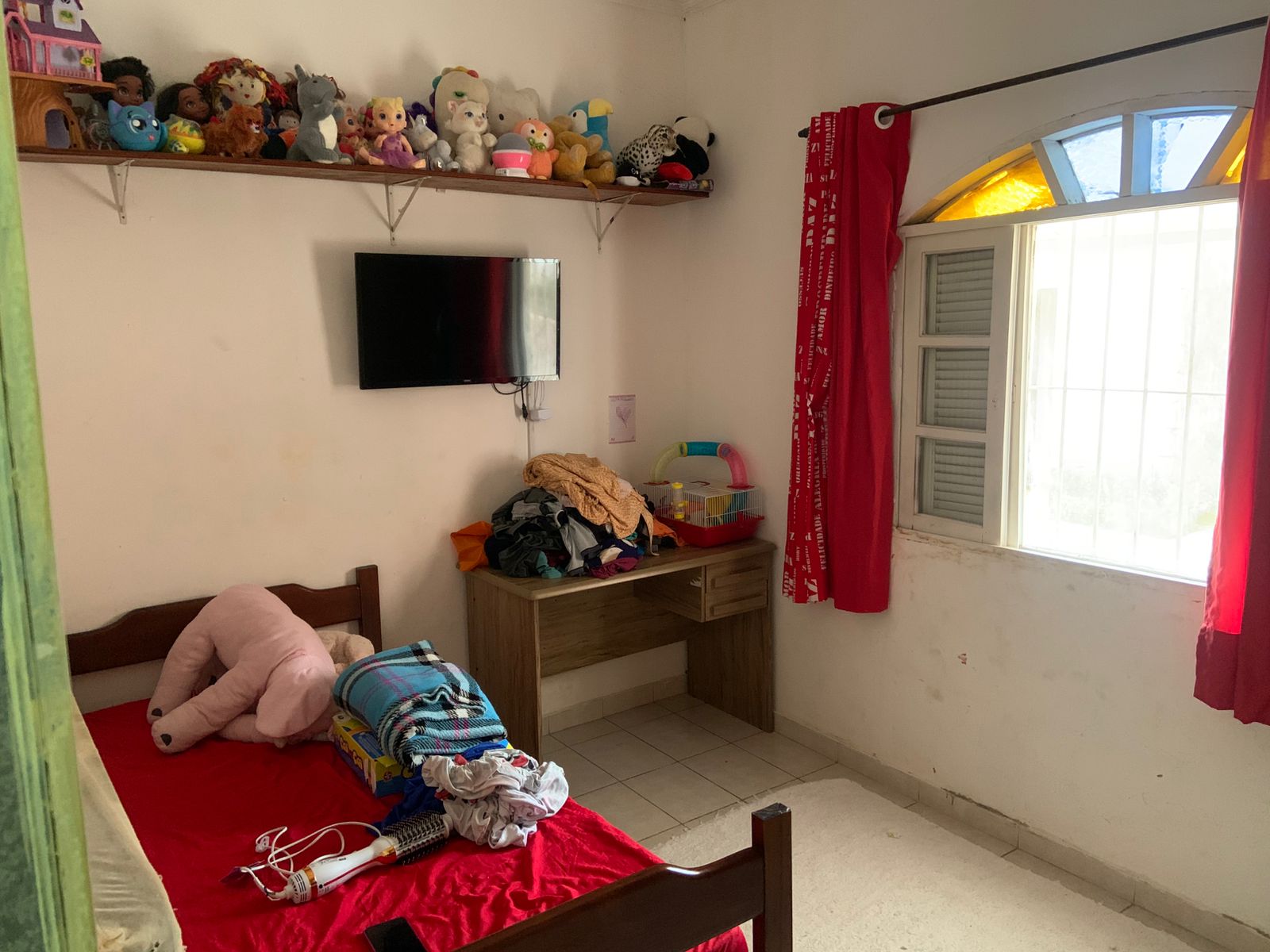 CASA NO BAIRRO SÃO PEDRO - ITANHAÉM / SP - LADO MORRO À 150 METROS DA PISTA - foto 12