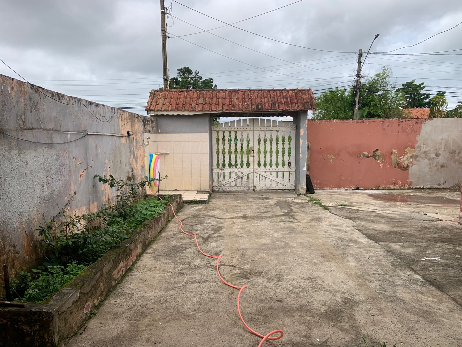 CASA NO BAIRRO SÃO PEDRO - ITANHAÉM / SP - LADO MORRO À 150 METROS DA PISTA - foto 19