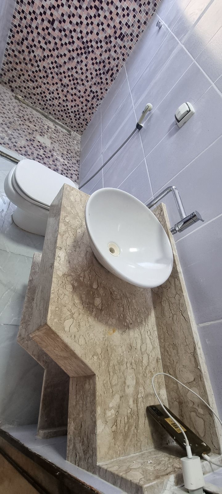 CASA NO BAIRRO SAM - MONGAGUÁ / SP - LADO MORRO À  700 METROS DA PISTA - foto 7