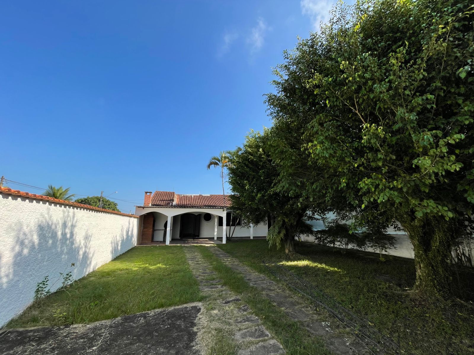 CASA NO JARDIM BOPIRANGA - ITANHAÉM / SÃO PAULO - LADO PRAIA À 1.000 METROS DA PRAIA - foto 2