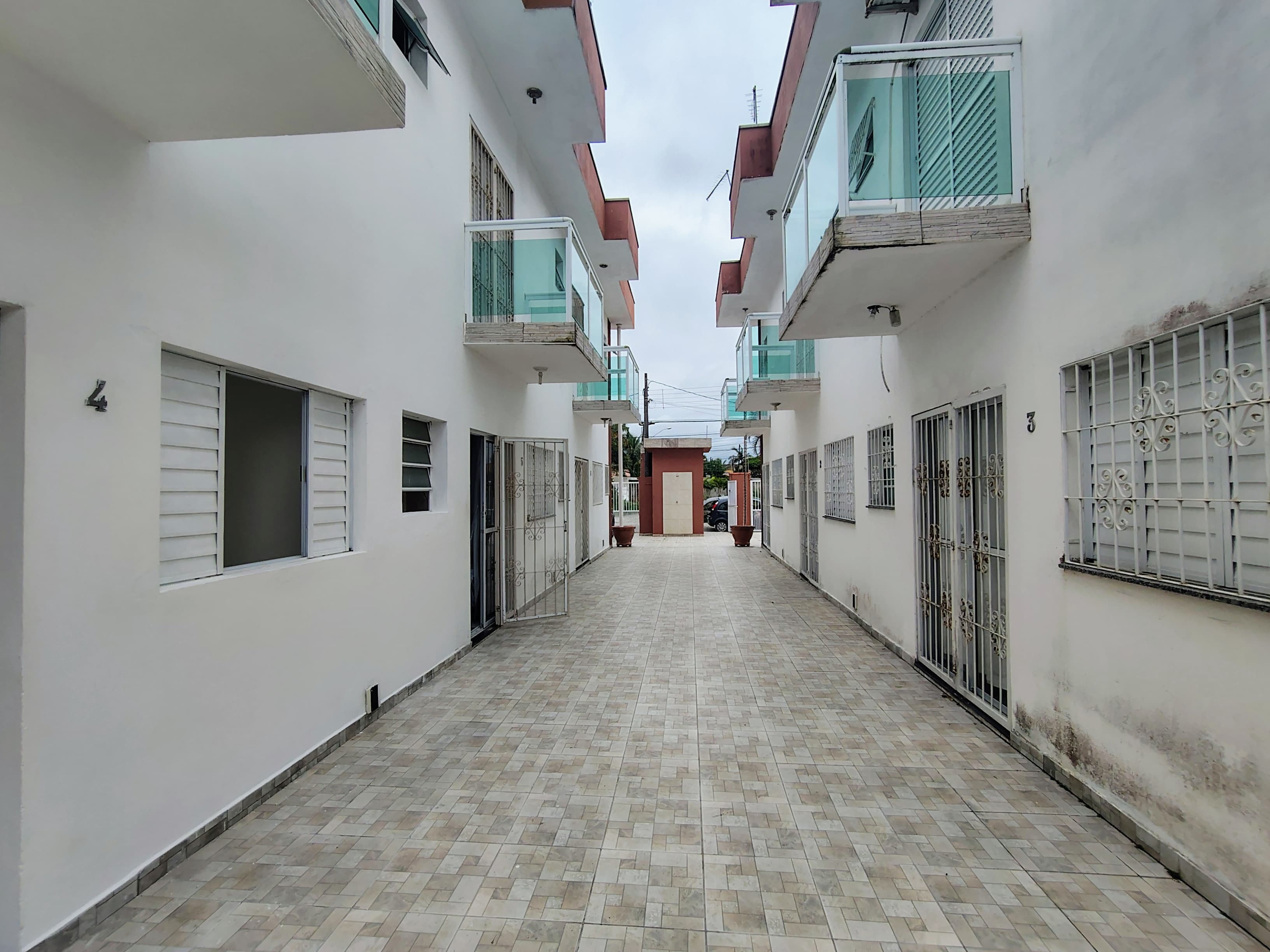 CASA EM CONDOMÍNIO NO BAIRRO RECANTO DOS BANDEIRANTES / ITANHAÉM - SÃO PAULO - LADO PRAIA 500 METROS DA PRAIA