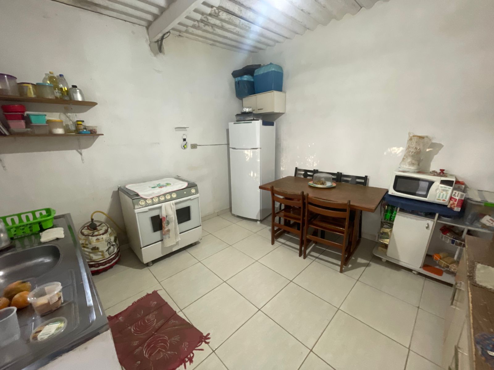 CASA NO BAIRRO MARAMBA 2 - ITANHAÉM - SP - LADO MORRO - 1.200 METROS DA PISTA - foto 5