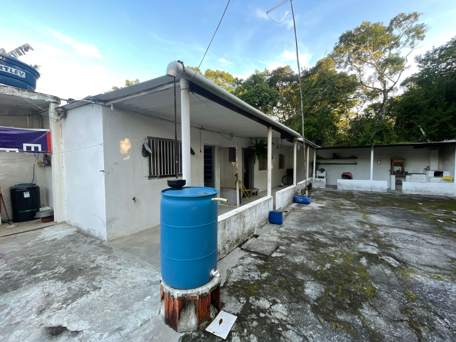 CASA NO BAIRRO MARAMBA 2 - ITANHAÉM - SP - LADO MORRO - 1.200 METROS DA PISTA - foto 7