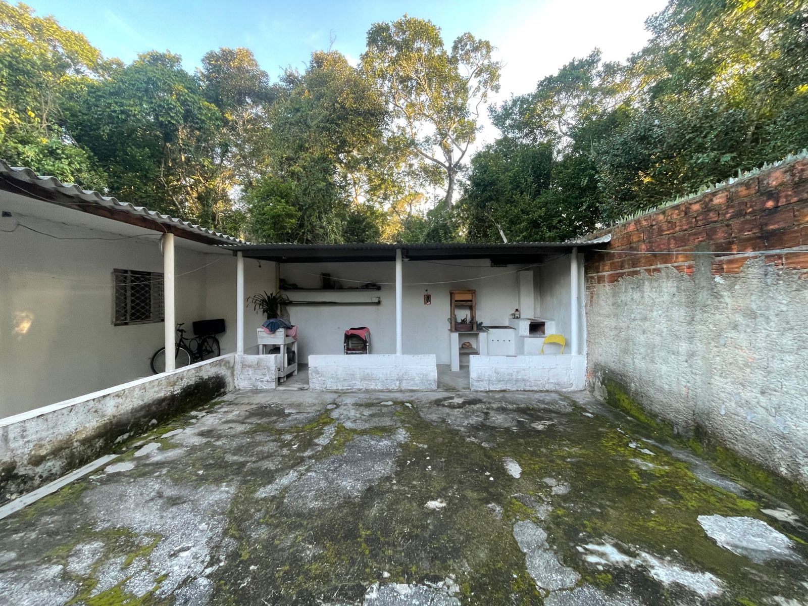 CASA NO BAIRRO MARAMBA 2 - ITANHAÉM - SP - LADO MORRO - 1.200 METROS DA PISTA - foto 9