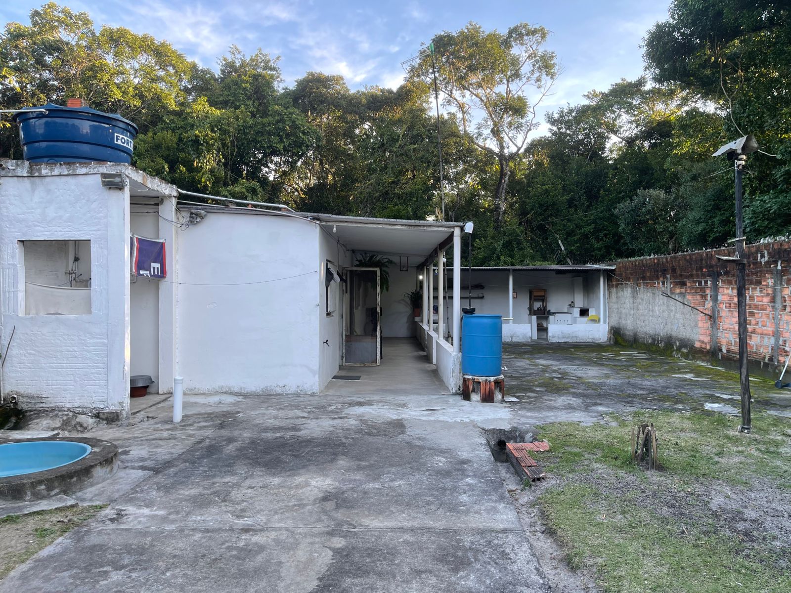 CASA NO BAIRRO MARAMBA 2 - ITANHAÉM - SP - LADO MORRO - 1.200 METROS DA PISTA - foto 18