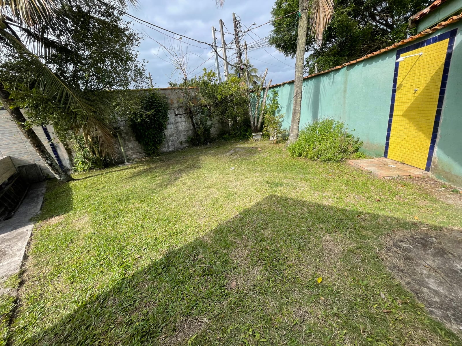 CASA NO BALNEÁRIO SÃO JORGE - ITANHAÉM / SÃO PAULO - LADO PRAIA - 900 METROS DO MAR - foto 2