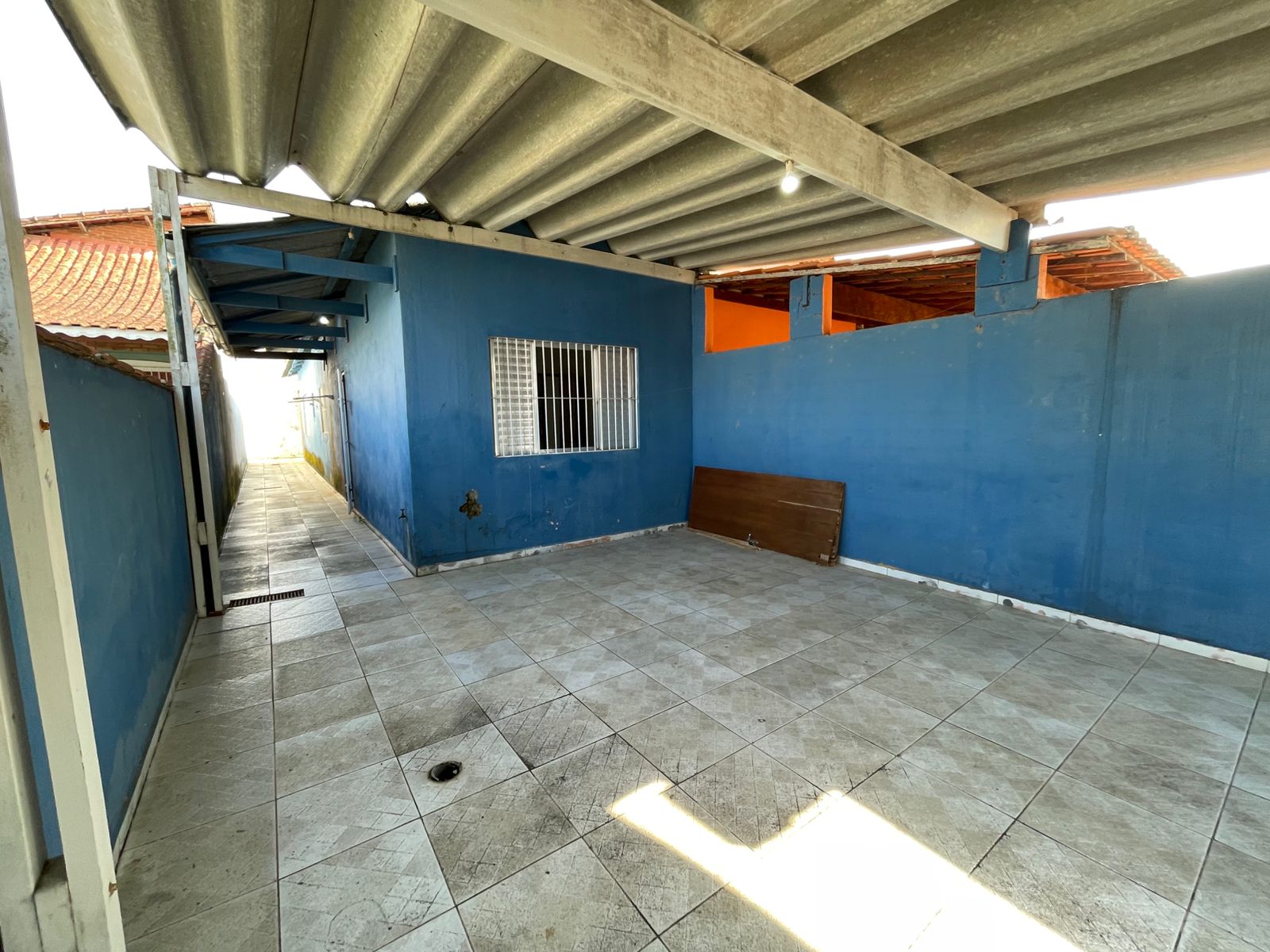 CASA NO BALNEÁRIO GAIVOTA - ITANHAÉM - LADO PRAIA - 1.000 METROS DO MAR - foto 4
