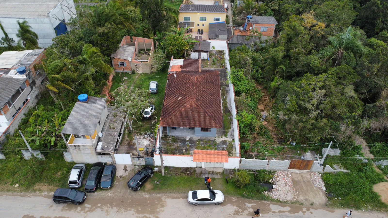CASA NO RECANTO DOS IMIGRANTES - ITANHAÉM - LADO MORRO 80 METROS DA PISTA - foto 23