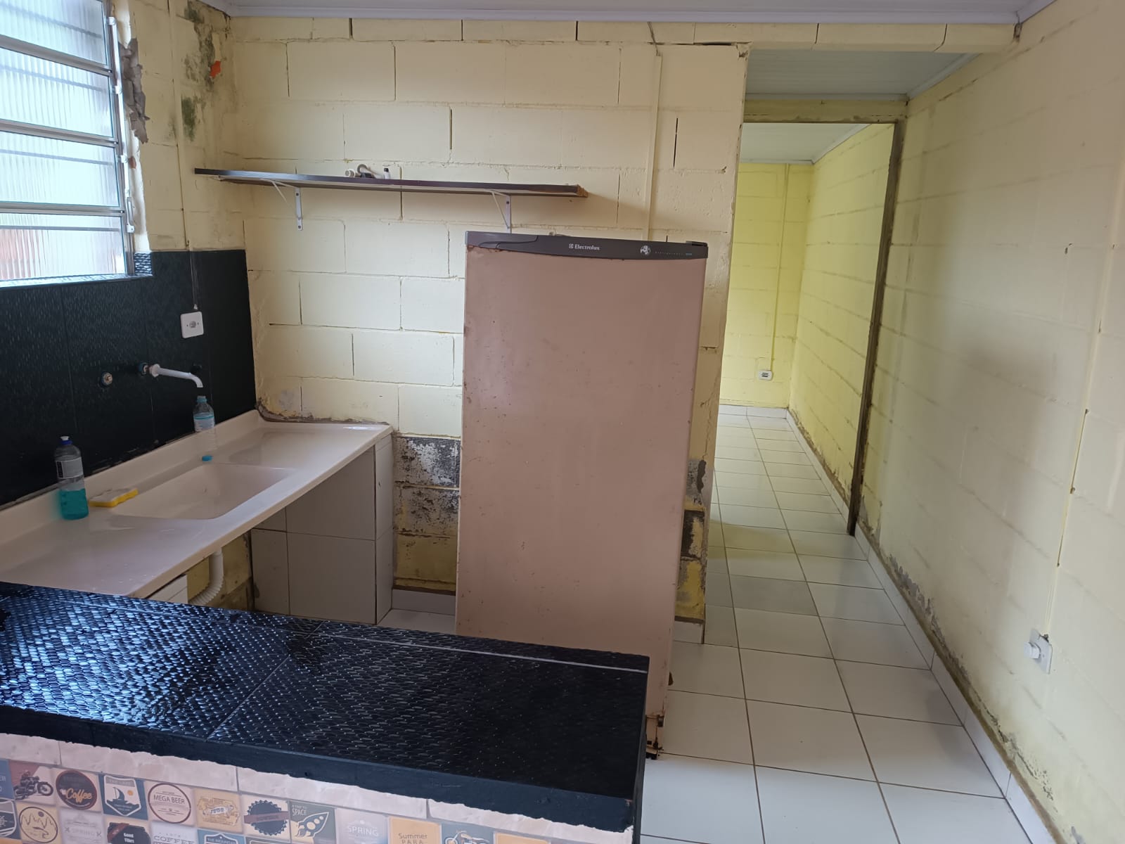 CASA NO BALNEÁRIO GAIVOTA / ITANHAÉM LADO MORRO - 700 METROS DA RODOVIA - foto 11