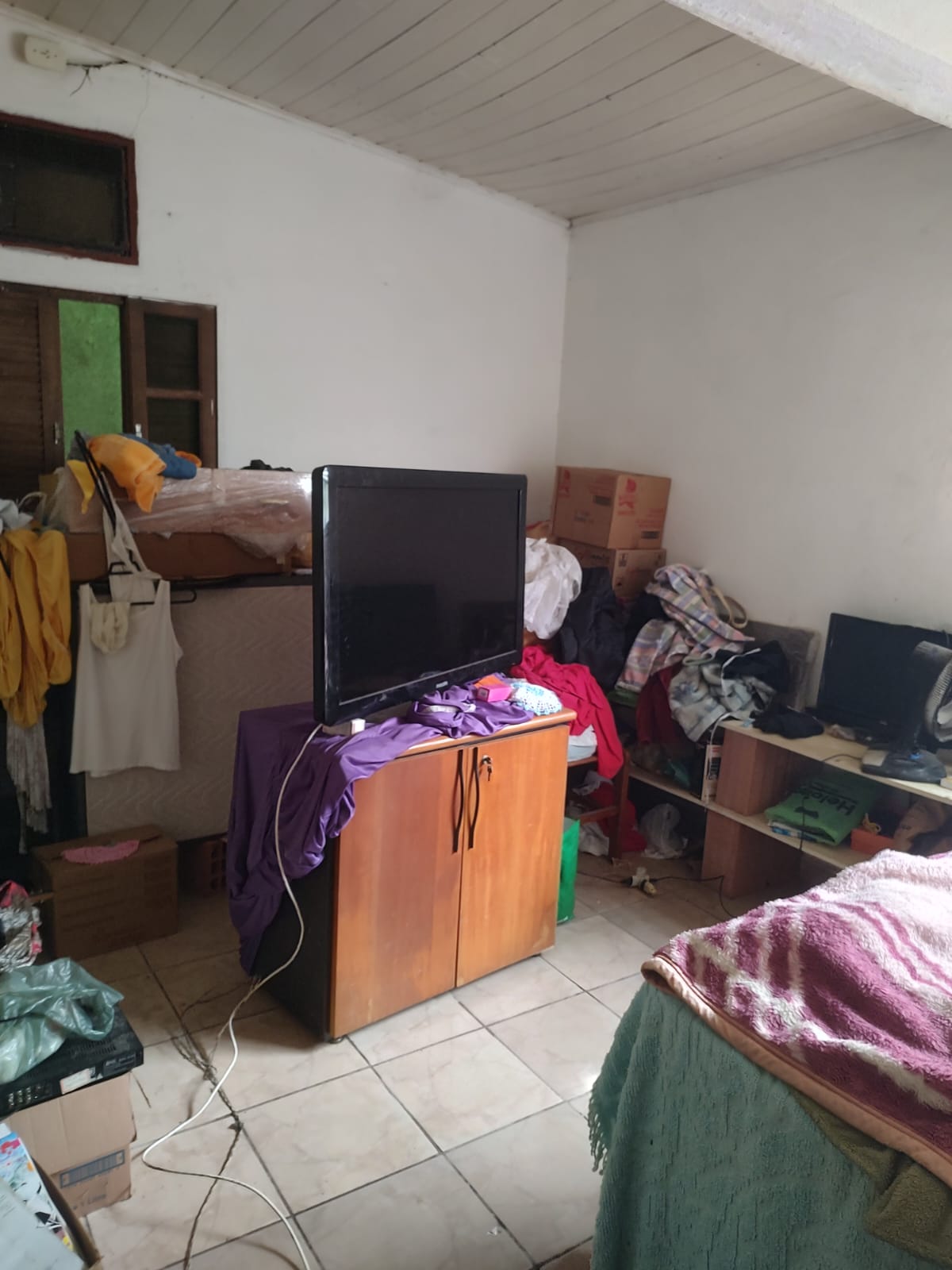 CASA NA ESTÂNCIA SÃO PEDRO - ITANHAÉM / SÃO PAULO - LADO MORRO - 30 METROS DA PISTA - foto 10