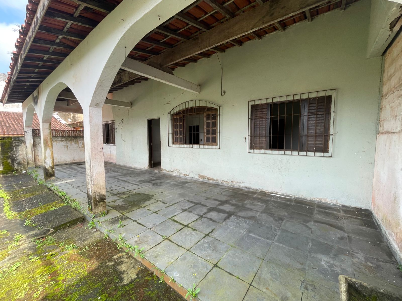 CASA NO JD. AMÉRICA - ITANHAÉM - LADO MORRO - 900 METROS DA PISTA - foto 10