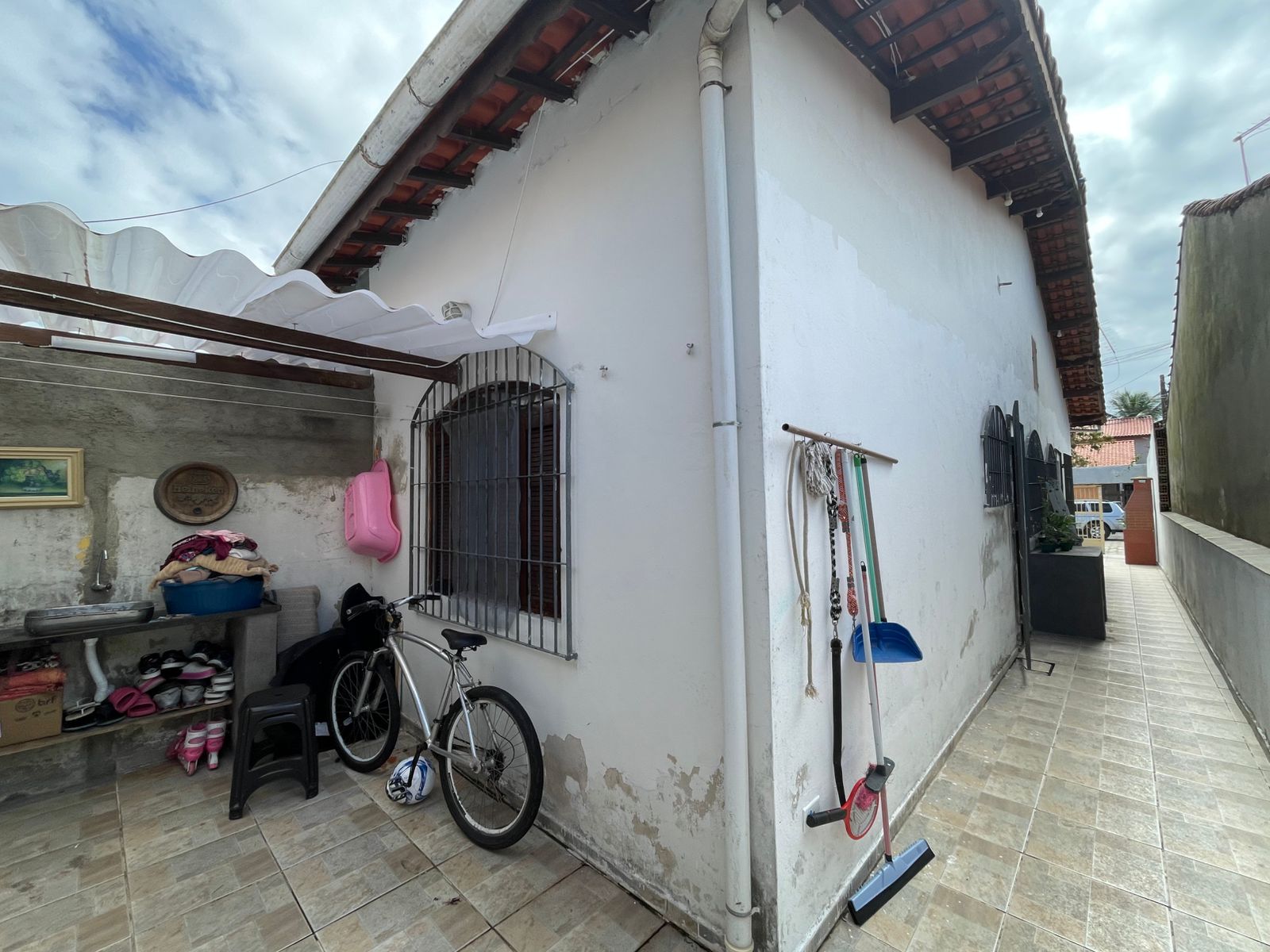 CASA NO LUIZAMAR - ITANHAÉM  - LADO PRAIA - 900 METROS DO MAR - - foto 3