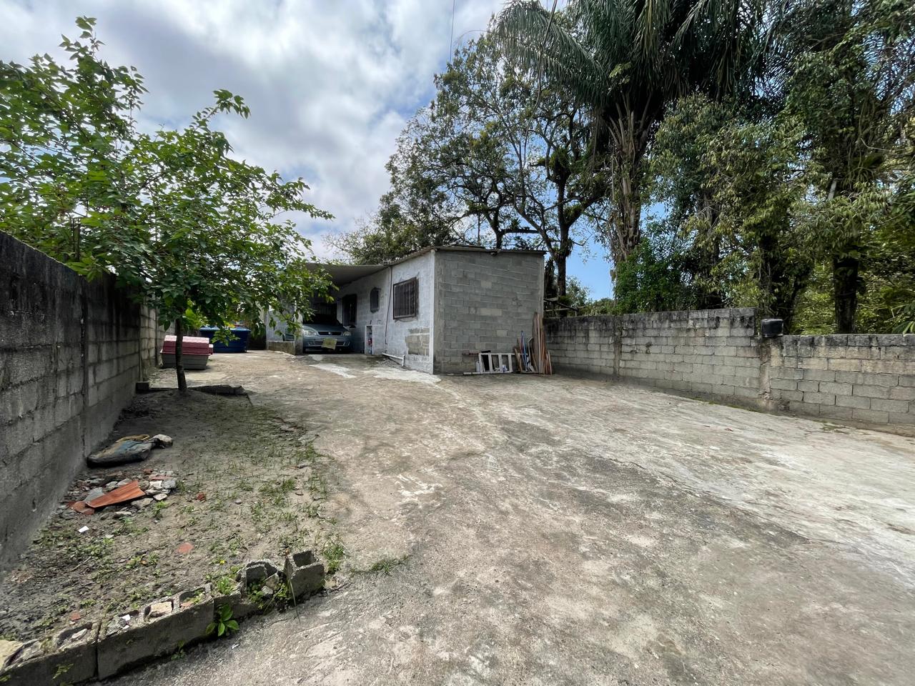 CASA NO JARDIM CORONEL - ITANHAÉM - LADO MORRO - 4KM DA PRAIA