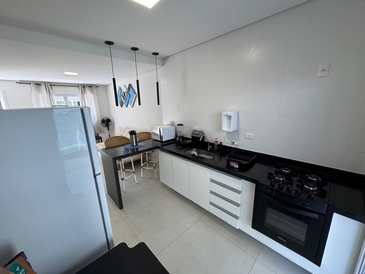 CASAS NO JD. SUARÃO - ITANHAÉM - LADO PRAIA - FRENTE MAR - foto 4