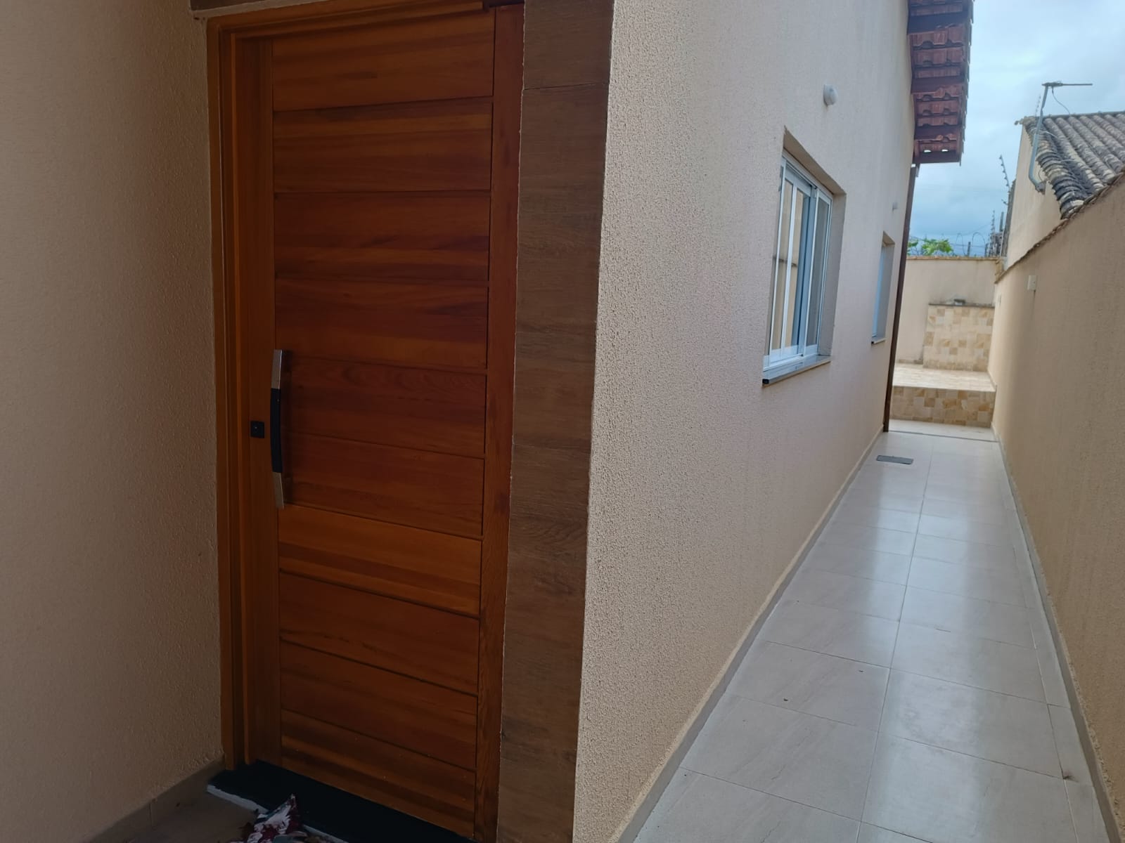 CASA NO BALNEÁRIO GAIVOTA - ITANHAÉM - LADO PRAIA - 800 METROS DO MAR - foto 4
