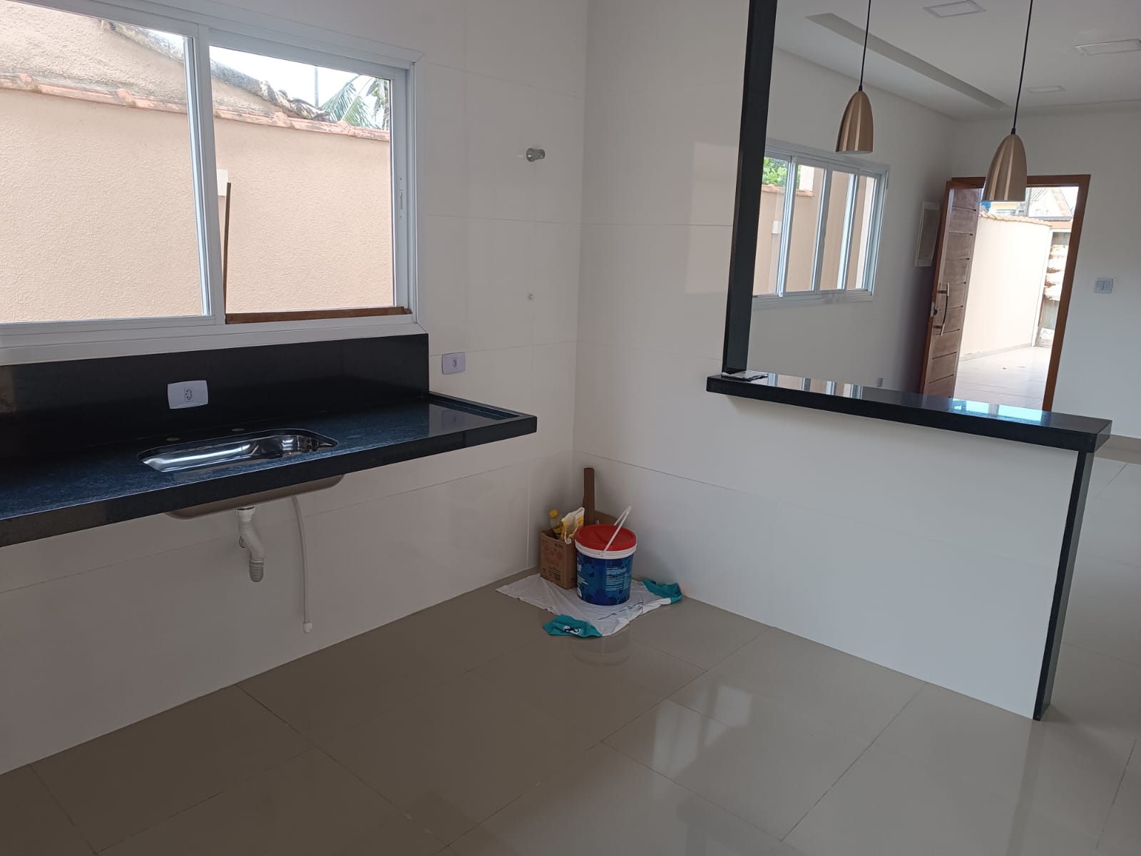 CASA NO BALNEÁRIO GAIVOTA - ITANHAÉM - LADO PRAIA - 800 METROS DO MAR - foto 11