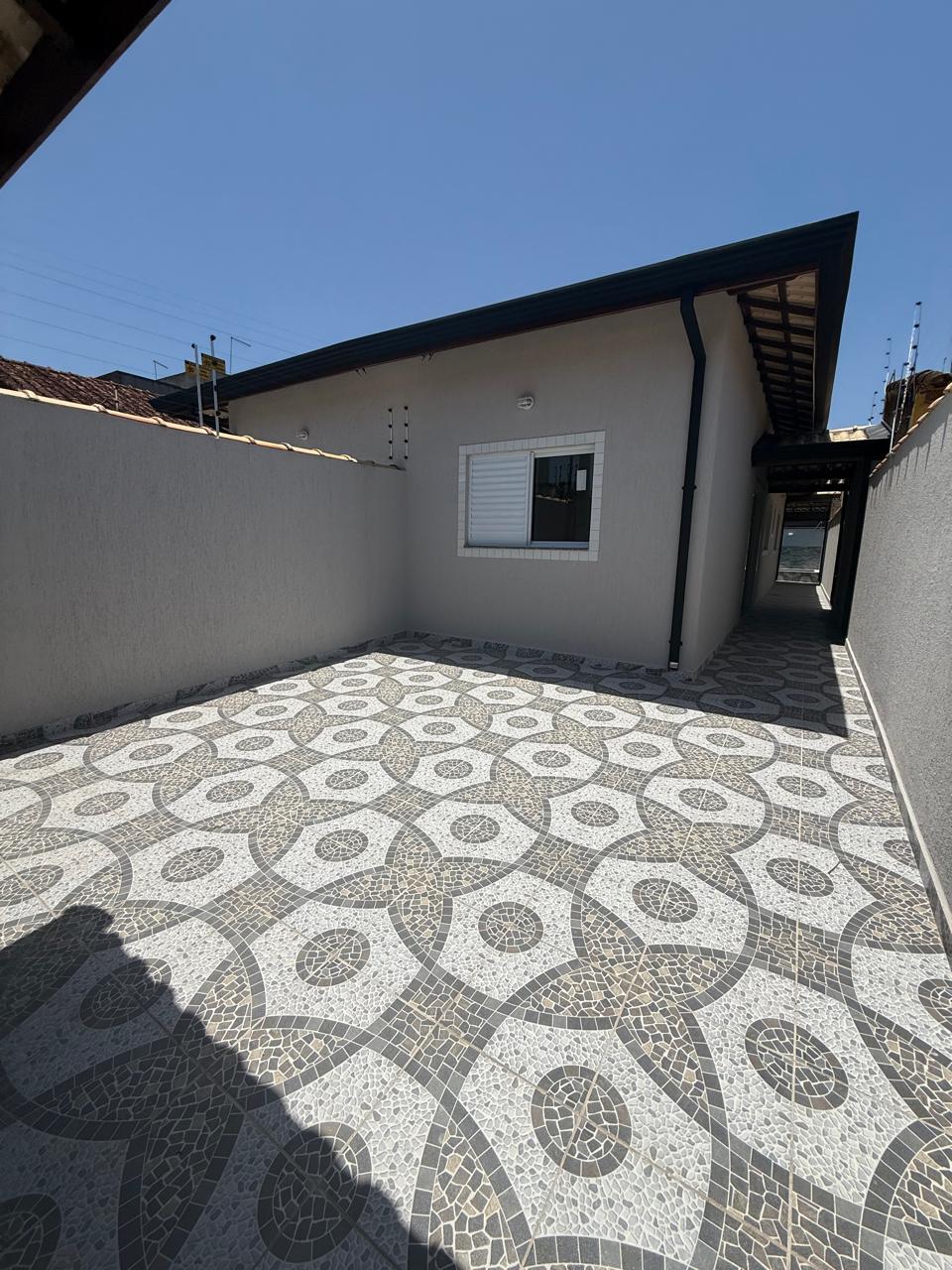 02 CASAS GEMINADAS NO JD SANTA JÚLIA - ITANHAÉM - LADO PRAIA