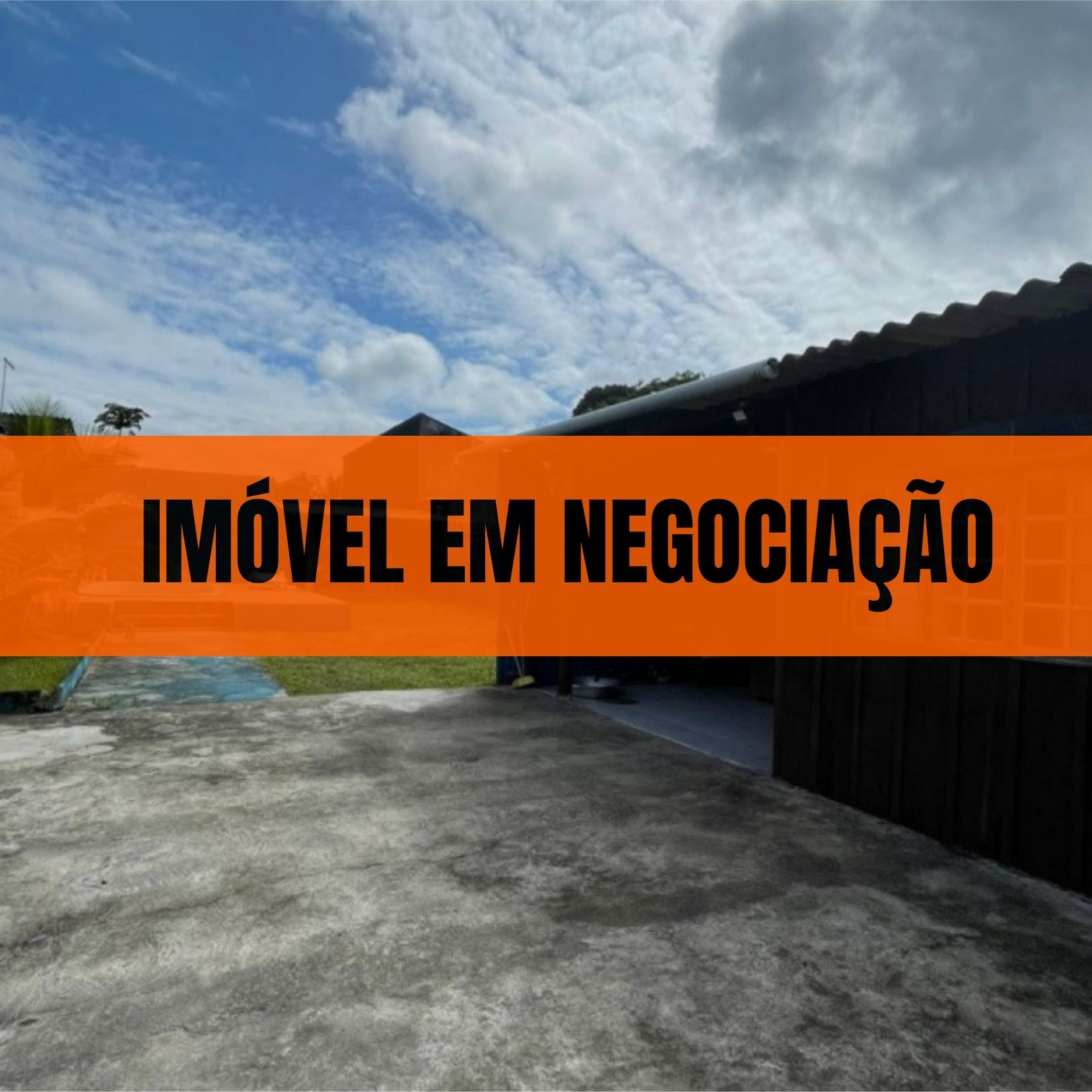 CASA ESTILO CHALÉ NO RECANTO DOS IMIGRANTES - ITANHAÉM - LADO MORRO - 400 METROS DA PISTA
