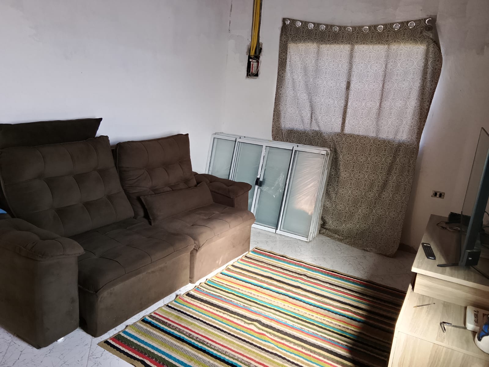 CASA EM FASE DE ACABAMENTO NO LUIZAMAR MIRIM - ITANAHÉM - LADO MORRO - 700 METROS DA PISTA - foto 9