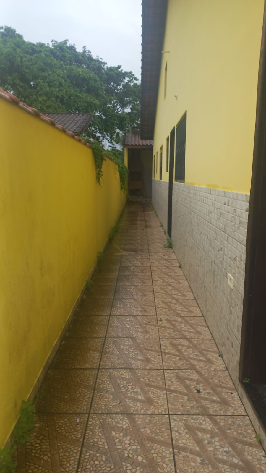 CASA NA ESTÂNCIA SÃO PEDRO - ITANHAÉM - LADO MORRO - 20 METROS DA RODOVIA - foto 6