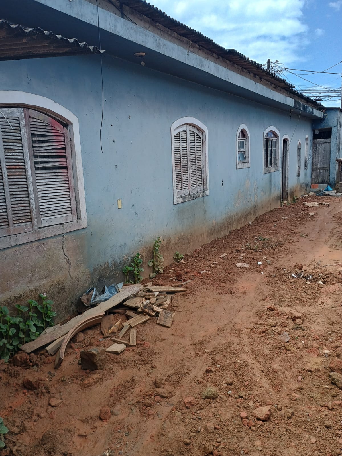 CASA NO JD. LUIZAMAR MIRIM - ITANHAÉM - LADO PRAIA - 1.000 METROS DO MAR - foto 4