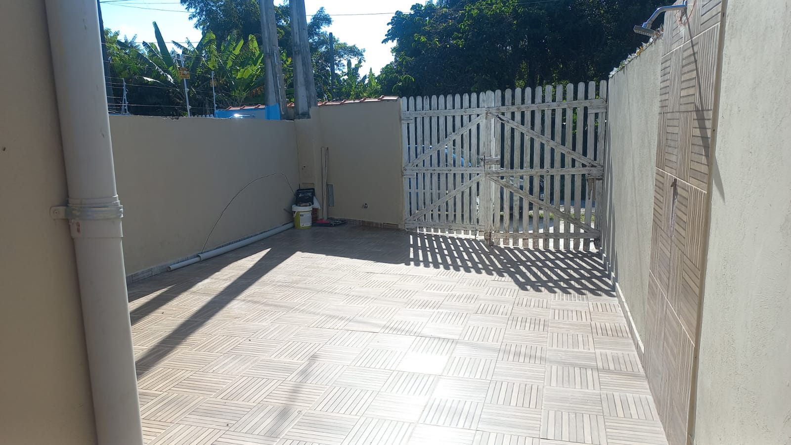 CASA NO JARDIM DAS PALMEIRAS - ITANHAÉM - LADO PRAIA - 1.300 METROS DO MAR - foto 3