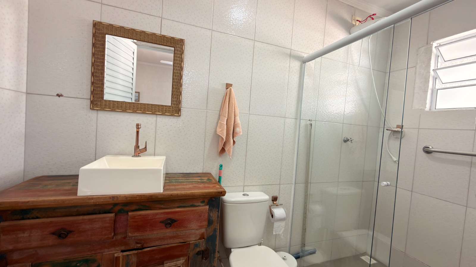 CASA À VENDA NO BAIRRO NOVA ITANHAÉM - LADO PRAIA - 400 METROS DO MAR - foto 10