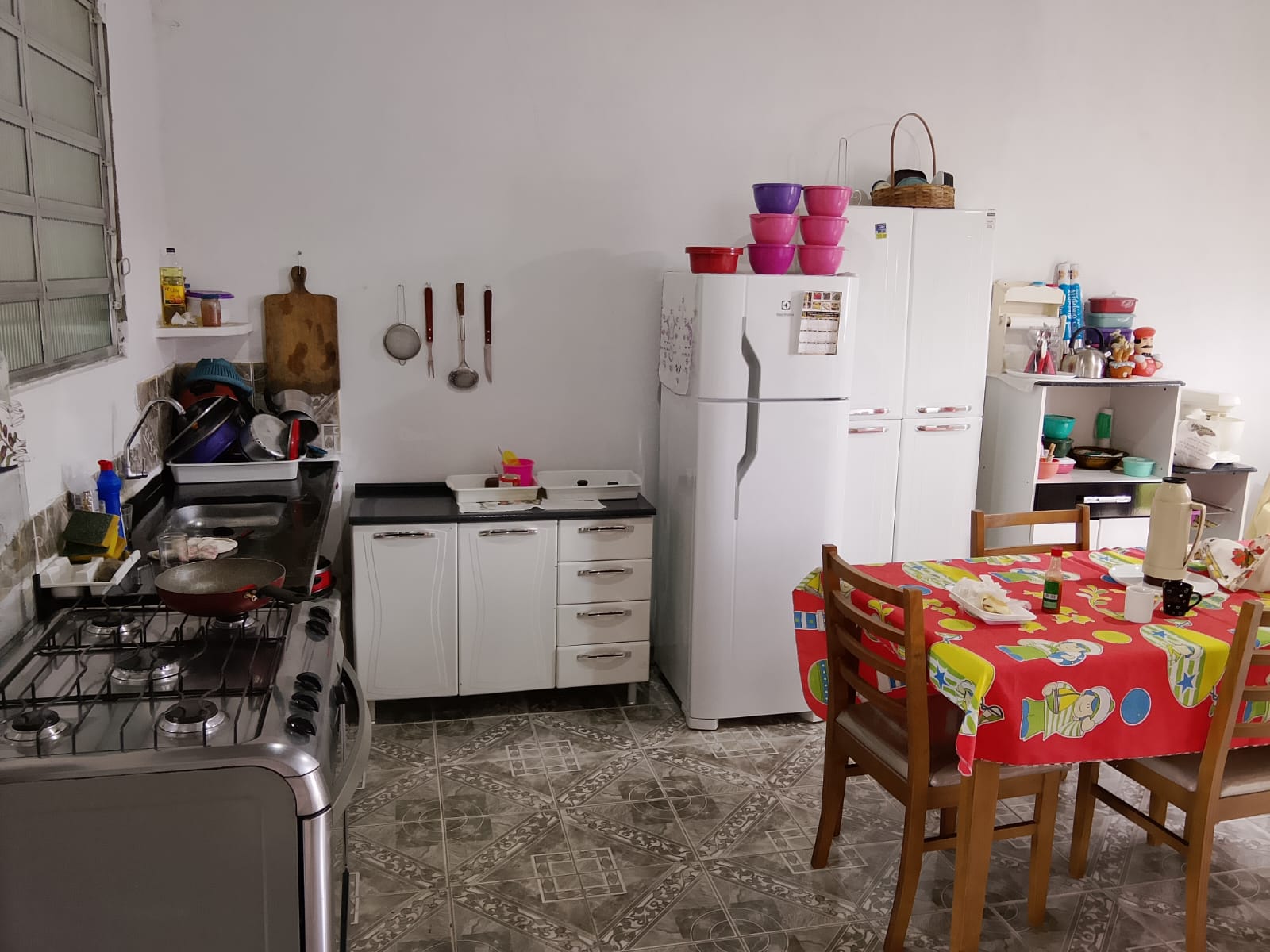 CASA NO JD. MARAMBÁ 2 - ITANHAÉM - LADO MORRO - 350 METROS DA RODOVIA - foto 3