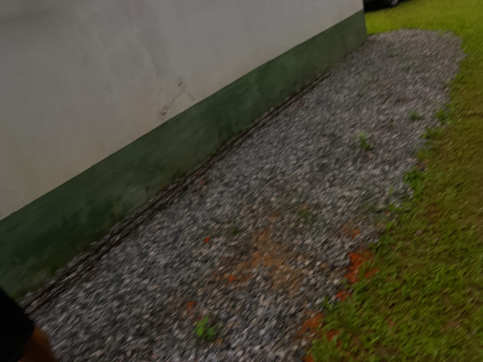CASA NO JD. MARAMBÁ 2 - ITANHAÉM - LADO MORRO - 350 METROS DA RODOVIA - foto 5