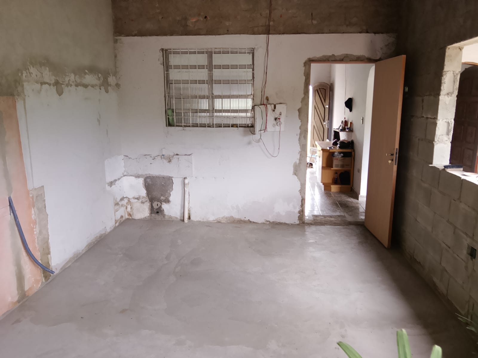 CASA NO JD. MARAMBÁ 2 - ITANHAÉM - LADO MORRO - 350 METROS DA RODOVIA - foto 8